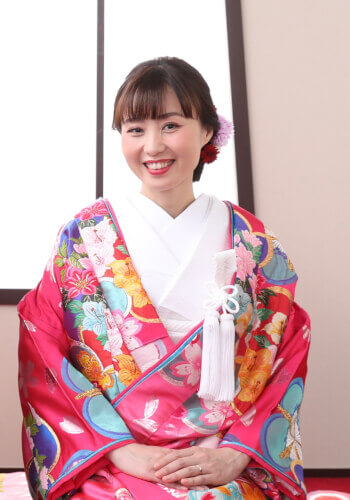 host-Chie
