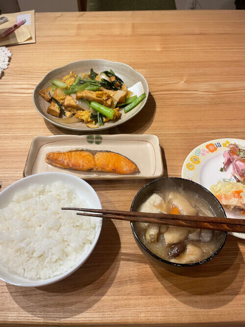 host-haruka